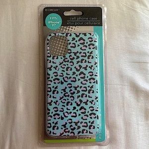 NIB • Cheetah Print iPhone 11 Case 🖤